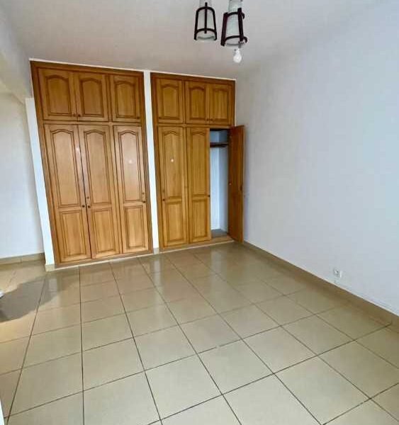 APPARTEMENT À VENDRE À MAARIF EXTENSION