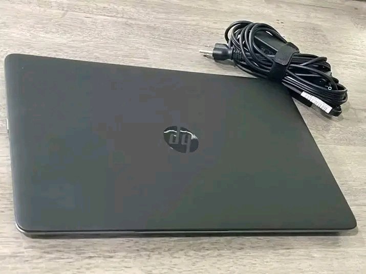 Hp i5 EliteBook vpro Ram 8 Disc 256 SSD et Cartable - PC portables au Maroc