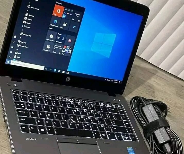 Hp i5 EliteBook vpro Ram 8 Disc 256 SSD et Cartable - PC portables au Maroc