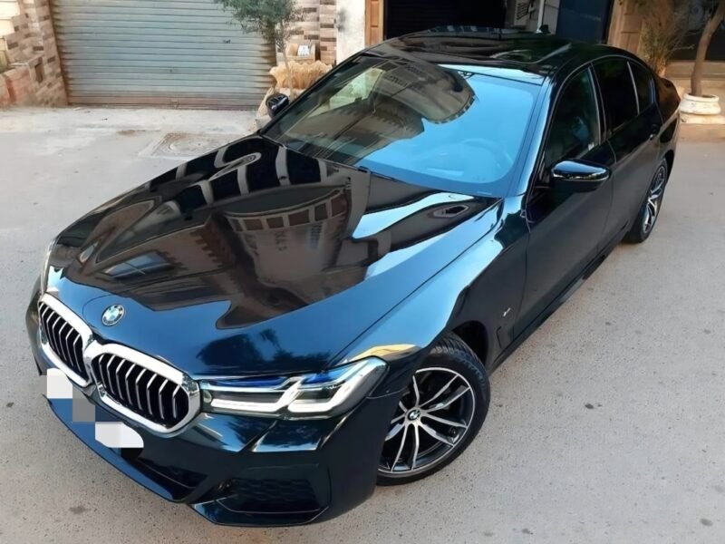 BMW série 5 pack M modèle 2022 - Voiture d'occasion Maroc