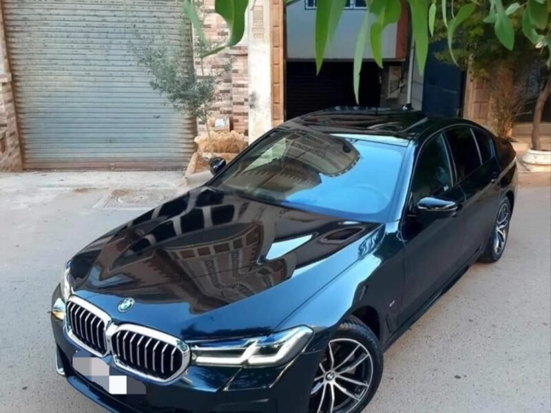 BMW série 5 pack M modèle 2022 - Voiture d'occasion Maroc