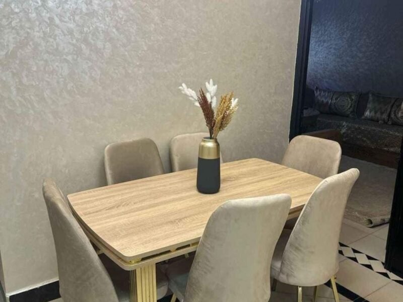 Salle a manger avec pieds inox - Accessoires maison Maroc