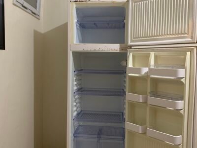 تلاجة في حالة جيدة - Accessoires maison Maroc