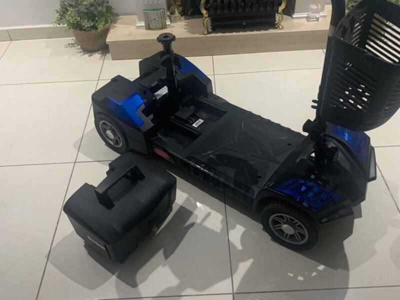 Scooters electrique maroc 4 roues pour les personnes en mobilité - Marque Pride