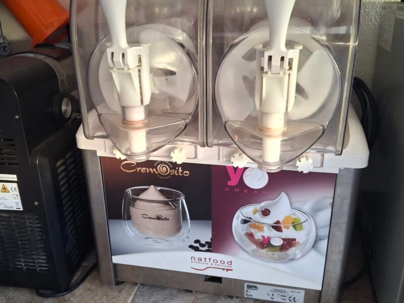 Presse orange automatique