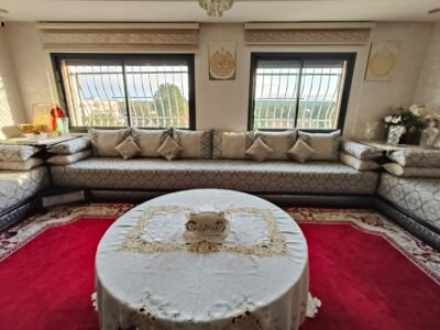 Salon marocain Salon marocain 3.20/75 4.42/75 2.78/75